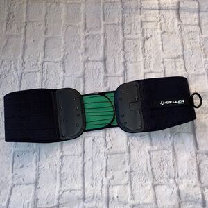 Mueller green adjustable around the waist back support green and black